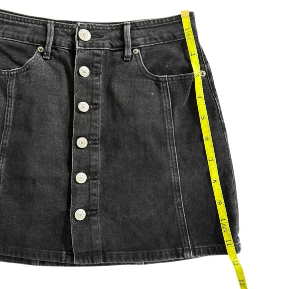 American Eagle Woman’s Hi-Rise Aline Jeans Skirt 4 Button Front Denim - Picture 8 of 9